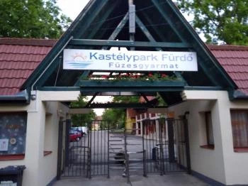 Füzesgyarmati Kastélypark Fürdő Füzesgyarmat