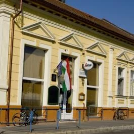 Galéria Kávéház és Étterem Szentes - Külső kép