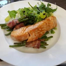 Géza Konyhája Gyula - Étel/ital