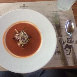 Vakvarjú Vendéglő - Buda Budapest - Étel/ital