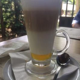 Vakvarjú Vendéglő - Buda Budapest - Étel/ital