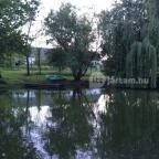 Zichy Park Hotel Bikács - Medence/kert