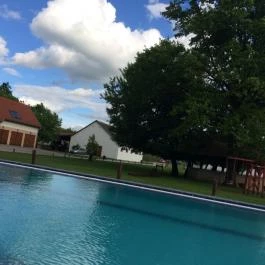 Zichy Park Hotel, Bikács - Medence/kert