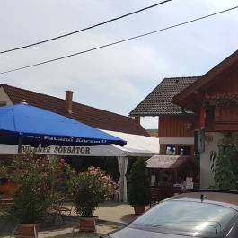 Öreg Favágó Kocsmája, Tarján - Külső kép