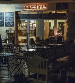 Karolina Kávéház & Koktélbár