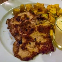 Normakert Vendéglő Budapest - Étel/ital