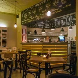 Sáfránkert Vendéglő Paloznak - Belső