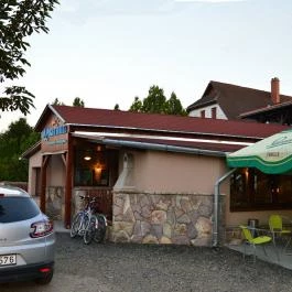 Aquarium Étterem, Abádszalók - Külső kép