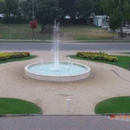 Hotel Xavin Harkány - Medence/kert