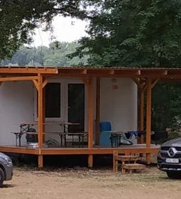 Narancs Mobillakópark