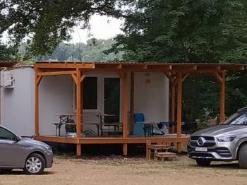 Narancs Mobillakópark Csongrád