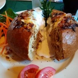 Öreg Favágó Kocsmája Tarján - Étel/ital