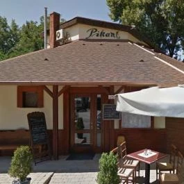 Pikant Étterem, Tata - Külső kép