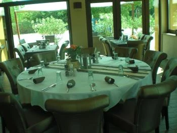 Vámház Fogadó étterme Komárom