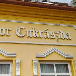 Vikor Cukrászda, Tata - Egyéb