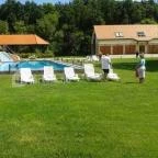 Zichy Park Hotel Bikács - Medence/kert