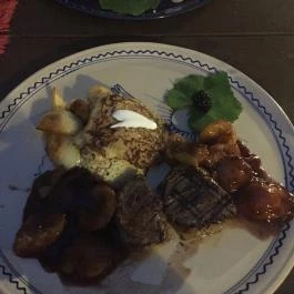 Öreg Harang Borozó, Hévíz - Étel/ital