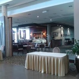 Hunguest Saliris Egerszalók - Vendéglátás