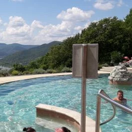 Silvanus Wellness & Konferencia Hotel Visegrád - Medence/kert