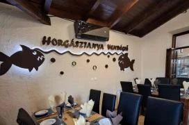 Horgásztanya Vendéglő Rum