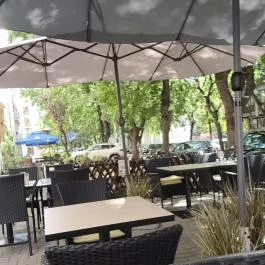Incognito Coffee, Cegléd - Külső kép