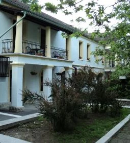 Erdőfénye Kastély Szálló