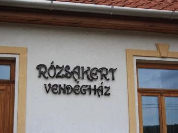 Rózsakert Vendégház Szomolya