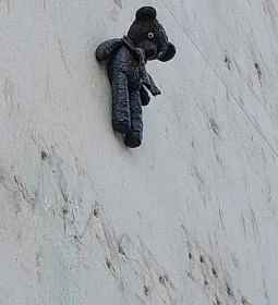 Kolodko: Mr. Bean mackója miniszobor