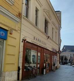 Damniczki Cukrászda