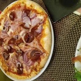 Géza Konyhája Gyula - Étel/ital