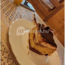 Jánoska Cukrászda, Komárom - Étel/ital