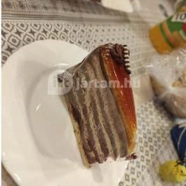 Jánoska Cukrászda, Komárom - Étel/ital