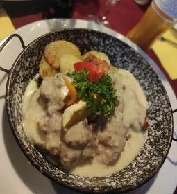 Kert Étterem Caffé & Grill