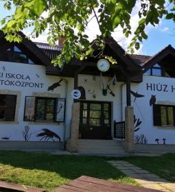 Hiúz Ház Erdei Iskola és Látogatóközpont