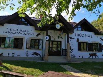 Hiúz Ház Erdei Iskola és Látogatóközpont Szokolya