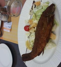 Ködmön Csárda Borétterem