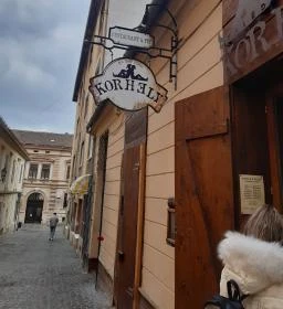 Korhely Étterem-Pub