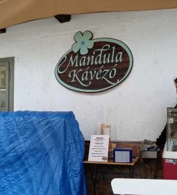 Mandula Kávézó
