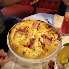 Mathias Pizzeria Söröző Pub Kecskemét - Étel/ital