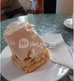 Nosztalgia Kávézó & Cukrászda