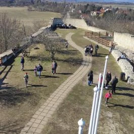 Solymári vár, Solymár - Egyéb