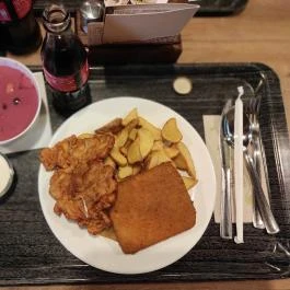 Pingvin Étterem, Komárom - Étel/ital