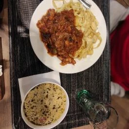 Pingvin Étterem, Komárom - Étel/ital