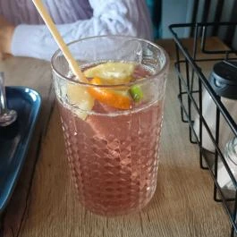 PizzaBox Lakitelek - Étel/ital