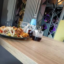 PizzaBox Lakitelek - Étel/ital