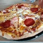 PizzaBox Lakitelek - Étel/ital