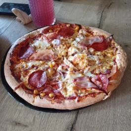 PizzaBox Lakitelek - Étel/ital