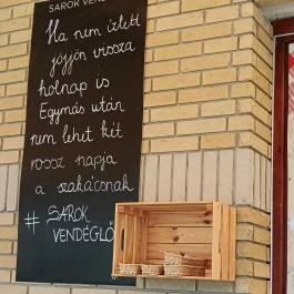 Sarok Vendéglő, Balatonlelle - Külső kép