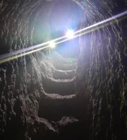 14. legjobb látnivaló: Sas-kövi-barlang