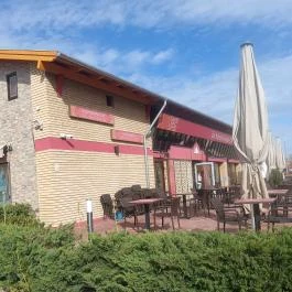 Taj Mahal Indiai Étterem Kecskemét - Külső kép